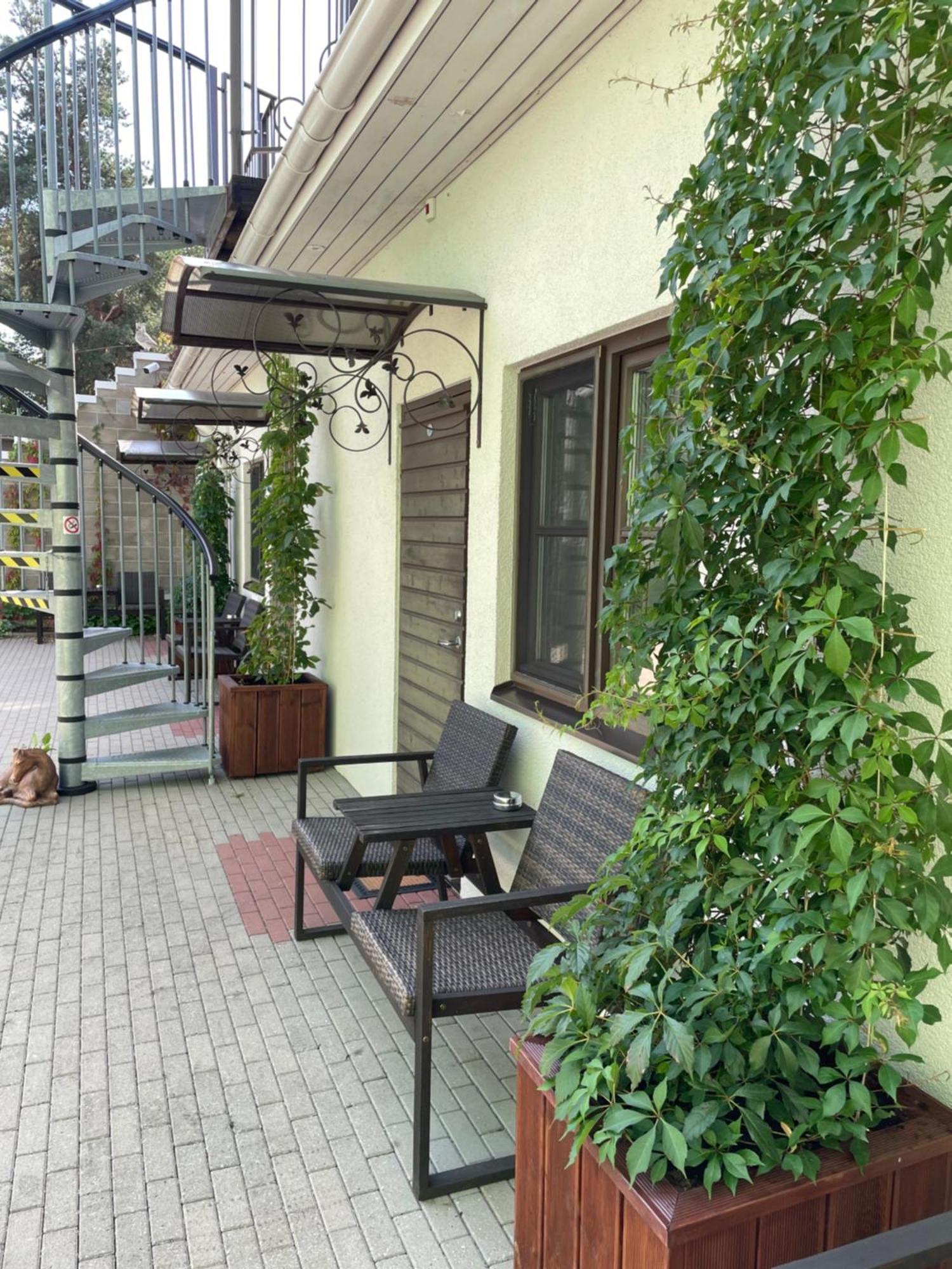 Green Villa Пярну Екстер'єр фото